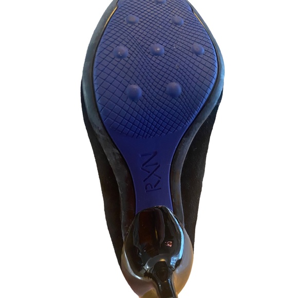 Kenneth Cole reaction suede Joni arc heeled booties - Picture 6 of 14